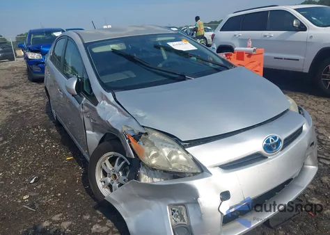 2010 Toyota Prius Iii z USA, uszkodzony, nr VIN JTDKN3DU3A1233486